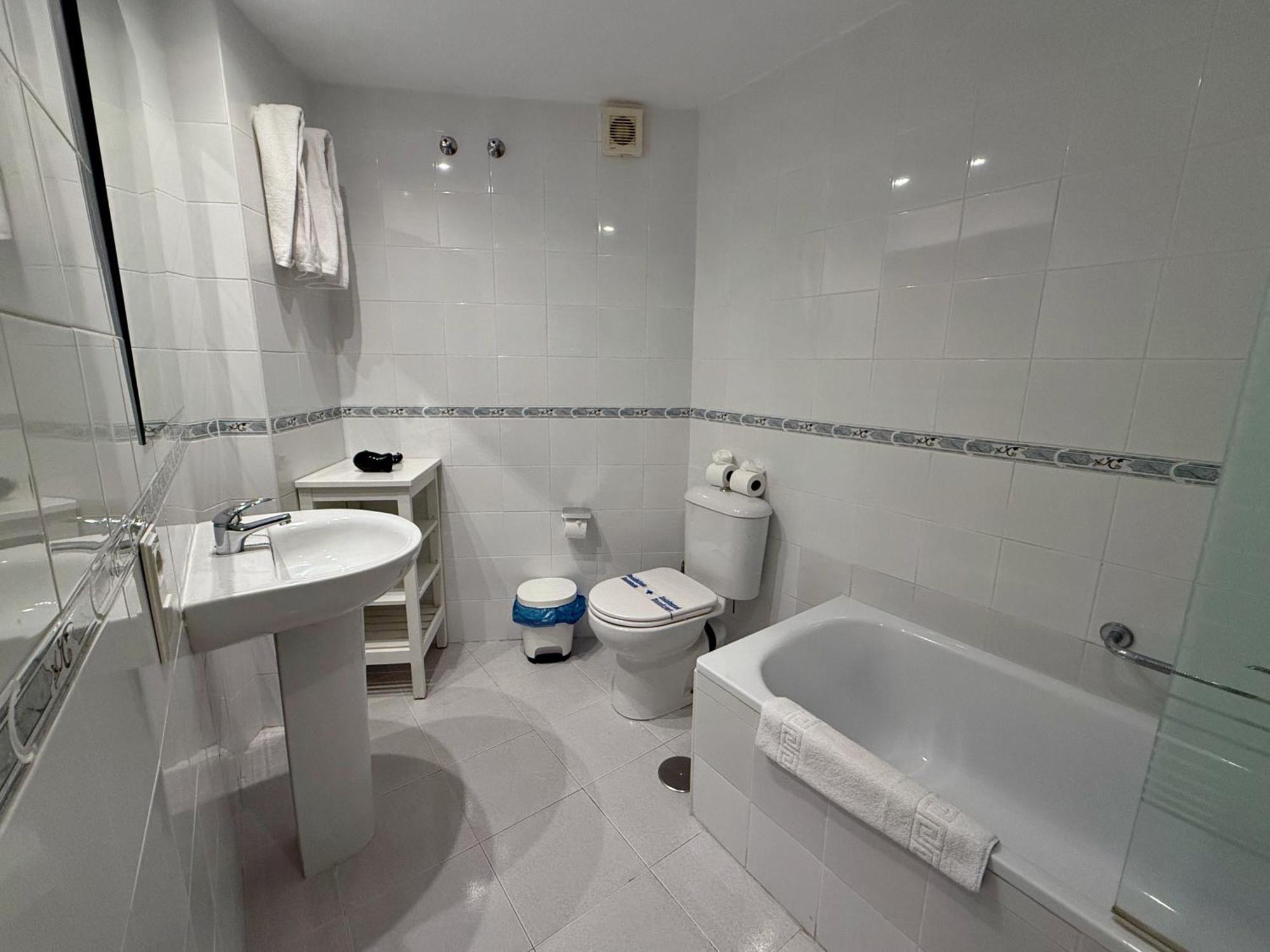 Kingfisher Apartments Benal Beach Benalmádena Dış mekan fotoğraf