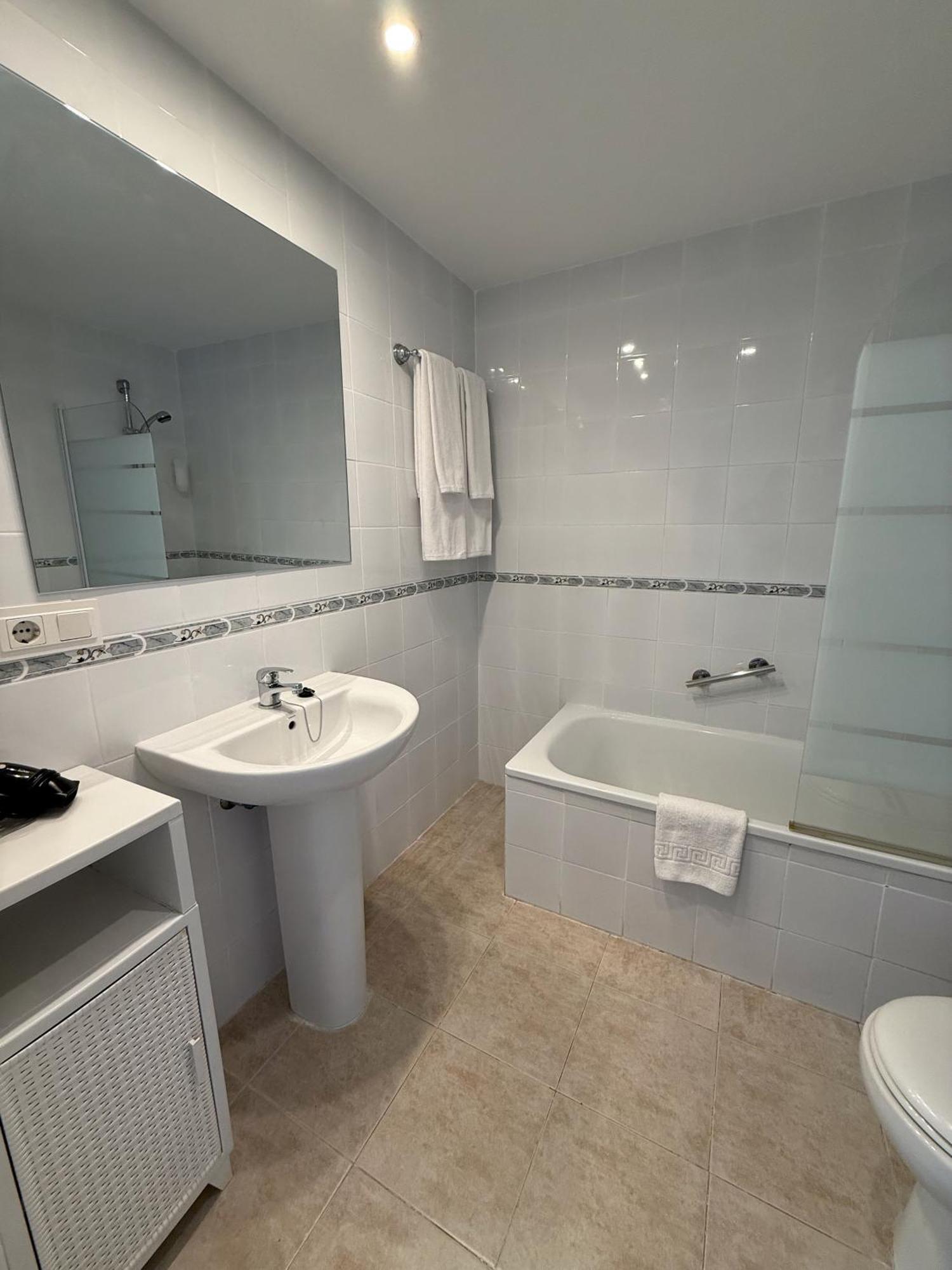 Kingfisher Apartments Benal Beach Benalmádena Dış mekan fotoğraf