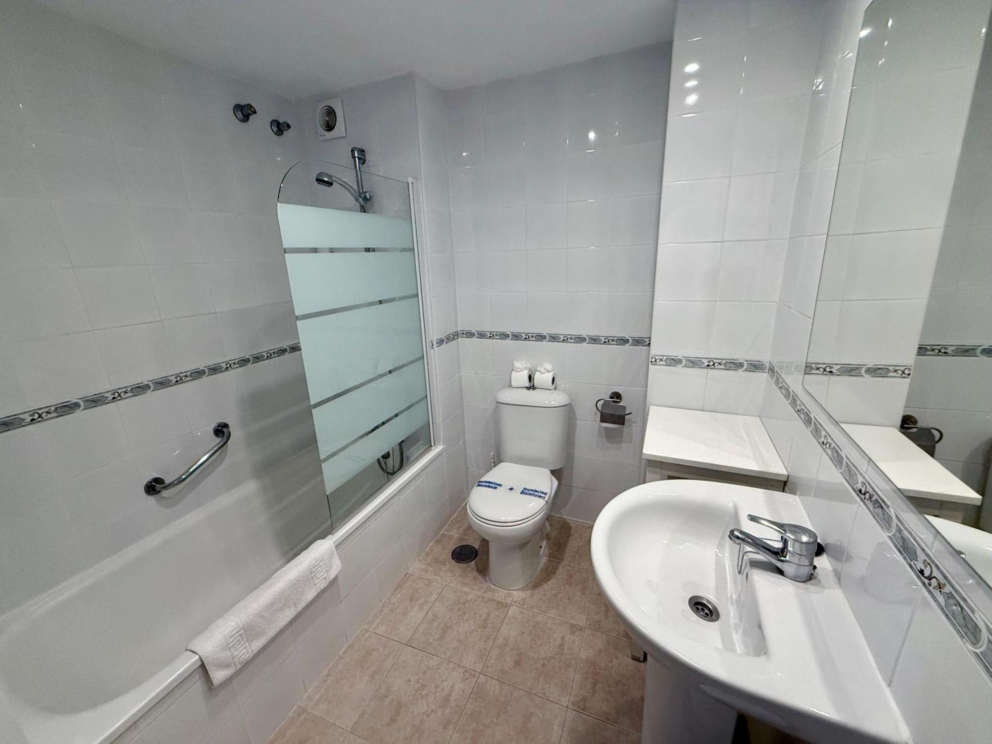 Kingfisher Apartments Benal Beach Benalmádena Dış mekan fotoğraf